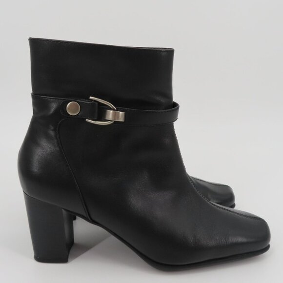 Nine & Co Women 8 M PHILLIPE Black Leather Ankle Boots Bootie Silver Block Heels - Picture 6 of 11